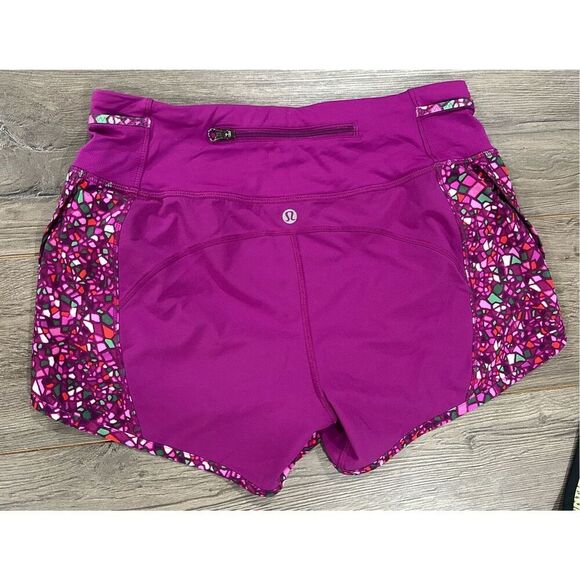 Lululemon short sz 4 - Picture 1 of 4